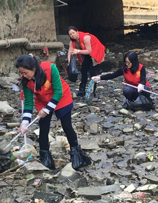 志愿美化龙门风景河