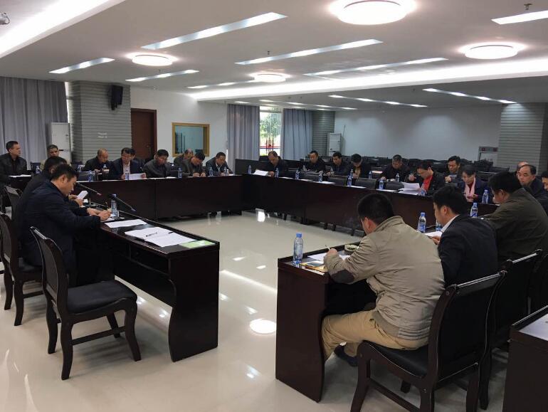 县“两违”办组织召开整治“两违”专项工作会议